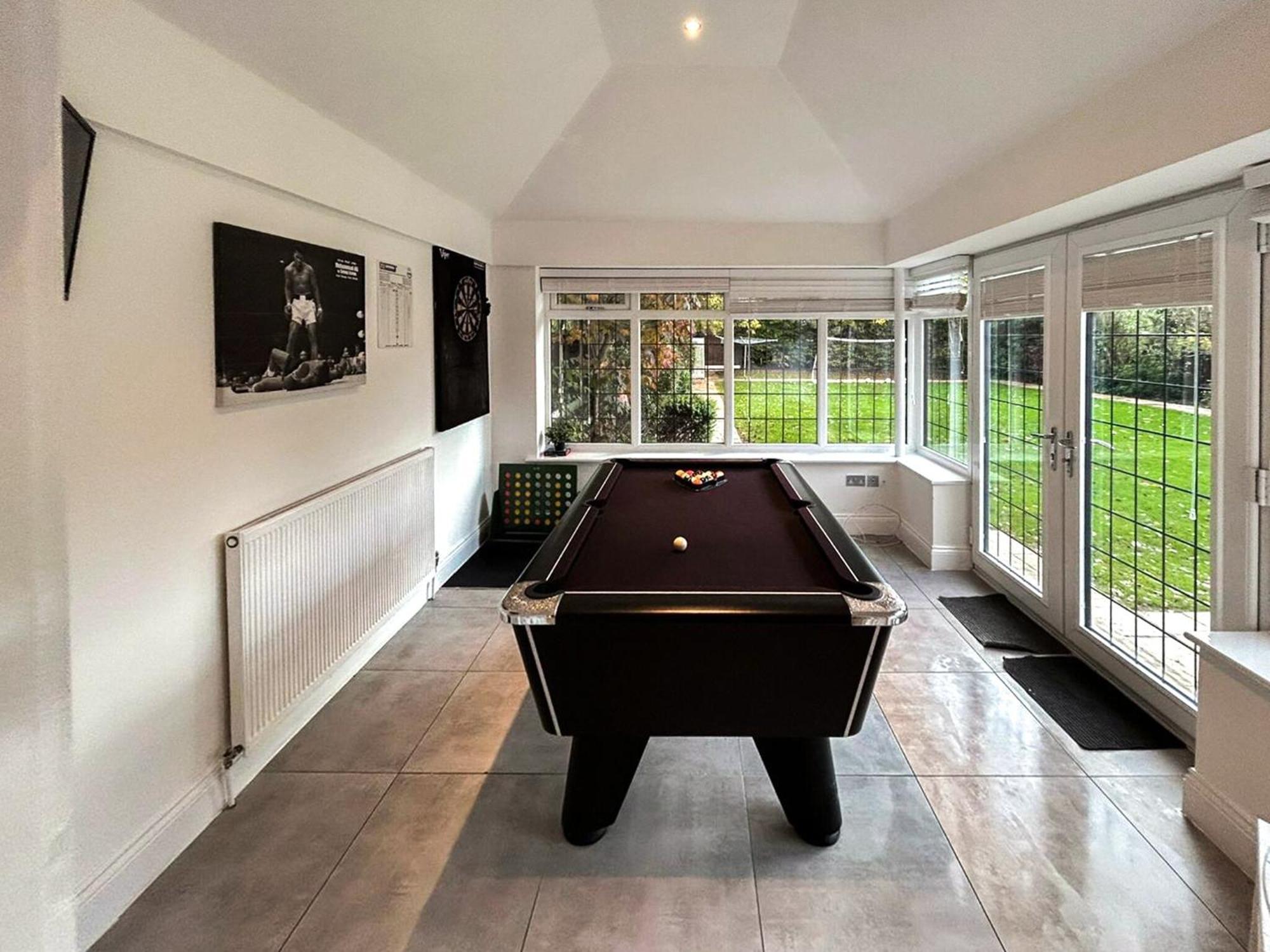 Вилла Castlebar Little Singleton Экстерьер фото